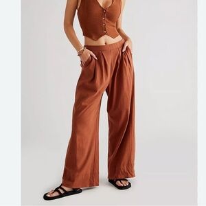 Cream Free People Beach Roxanne Blossom Wide Leg Pleated Pants Size XS